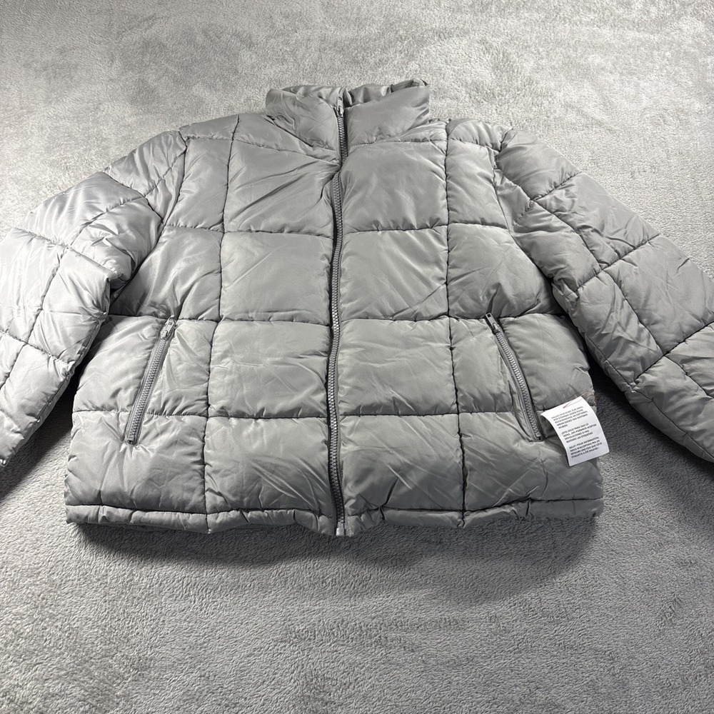 ASOS Women'sβ Medium Gray Puffer Jacket Size 2XL